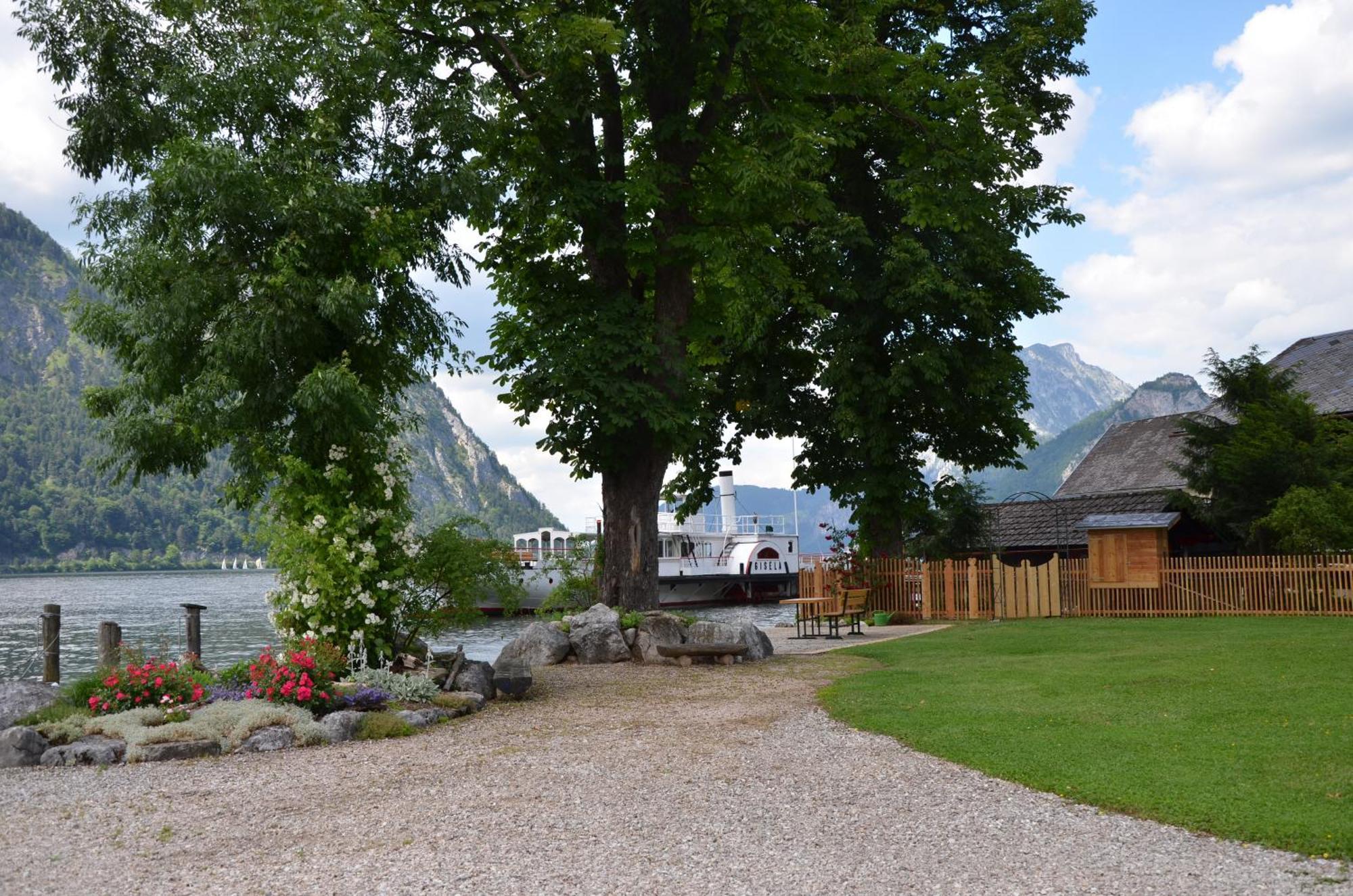 Wohnen Am See Villa Schroetter Direkt Am Traunsee Rindbach Exterior photo